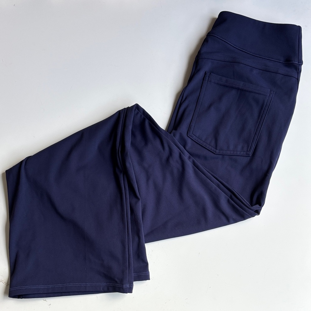 NWOT Navy Women’s XS Bottoms Pants Wide Leg Leggings Stretch